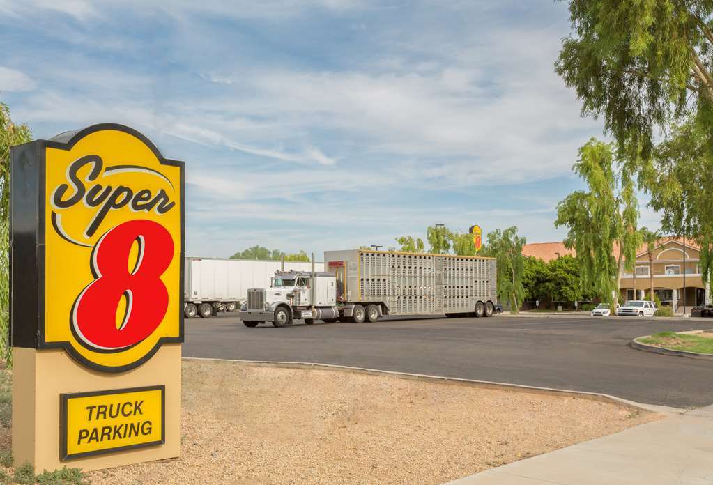 Baymont By Wyndham Phoenix I-10 Near 51St Ave Facilities photo