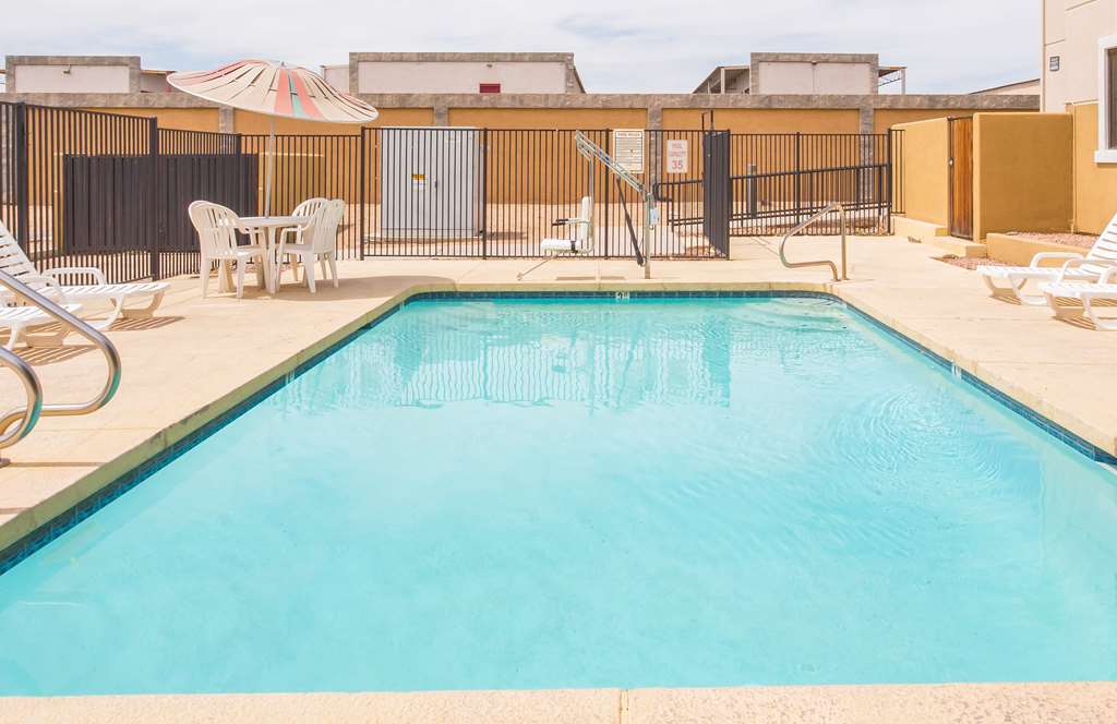 Baymont By Wyndham Phoenix I-10 Near 51St Ave Facilities photo