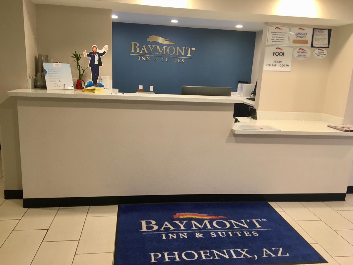 Baymont By Wyndham Phoenix I-10 Near 51St Ave Exterior photo